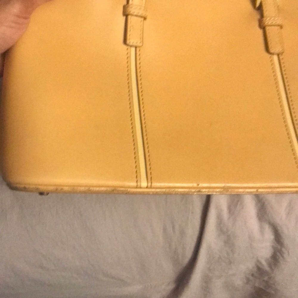 💜💜Authentic Burberry Handbag💜💜 - Picture 10 of 16